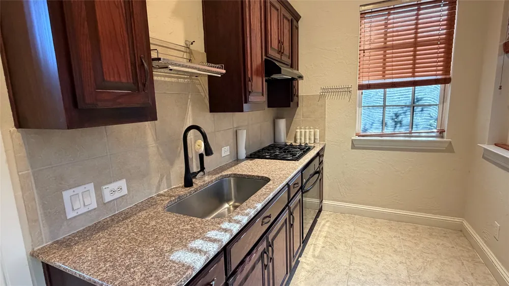 6728 S Fork Drive North Richland Hills, TX 76182