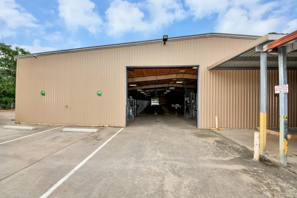 10814 Woodedge Drive Houston, TX 77070