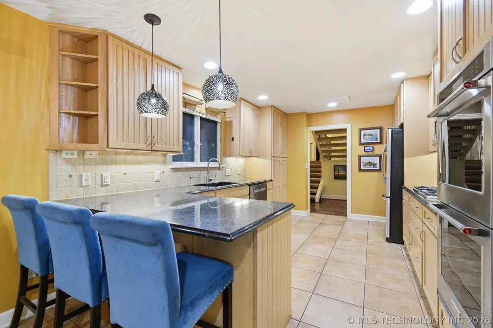 209 Walnut Circle Grove, OK 74344