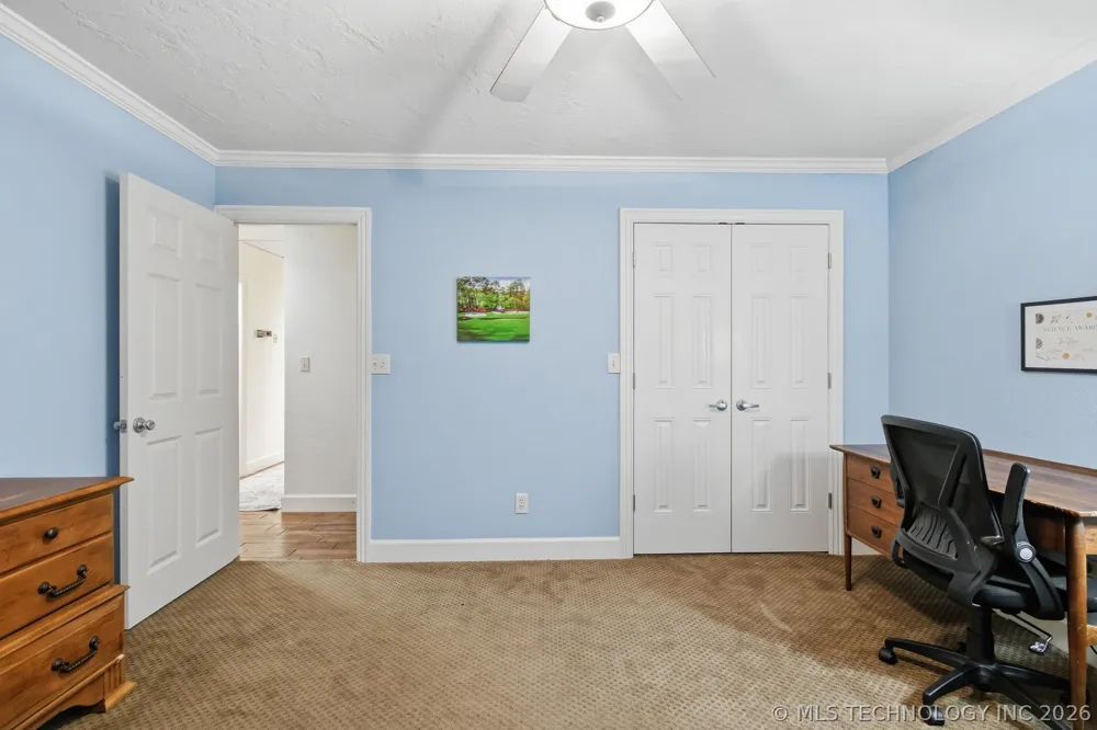 209 Walnut Circle Grove, OK 74344