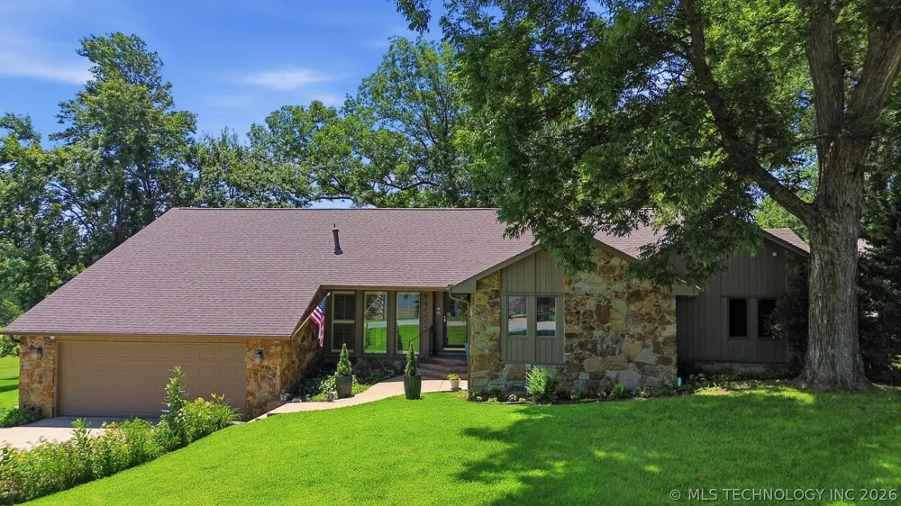 209 Walnut Circle Grove, OK 74344