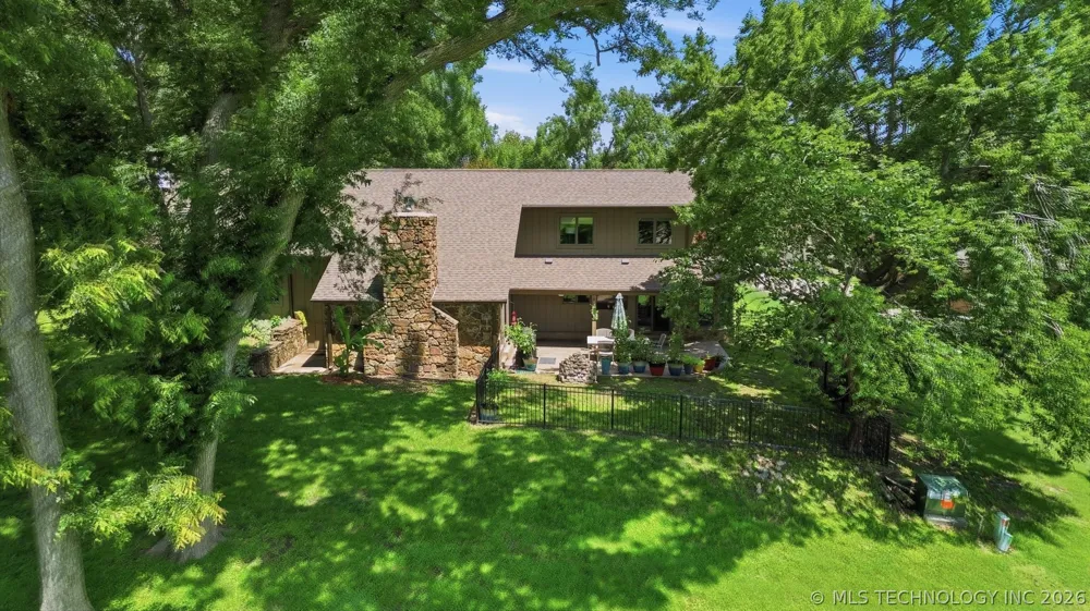 209 Walnut Circle Grove, OK 74344