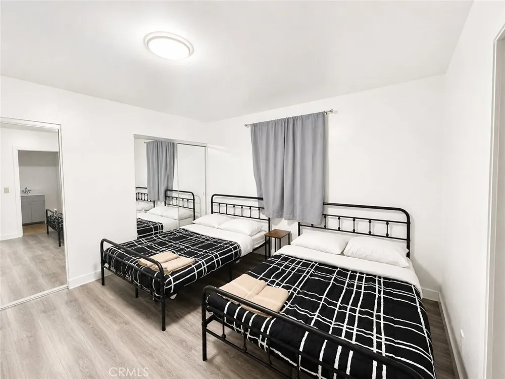 210 S Raitt Santa Ana, CA 92703
