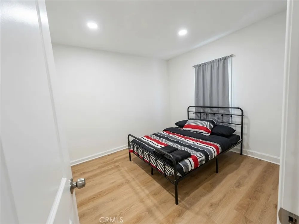210 S Raitt Santa Ana, CA 92703