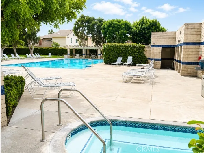 44 Timber Run Irvine, CA 92614