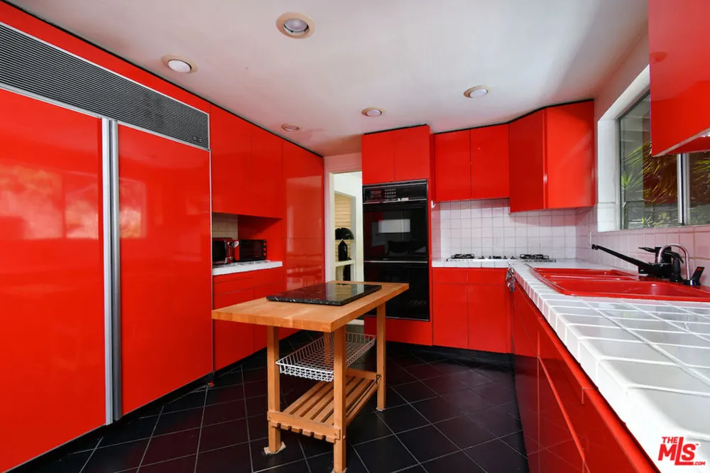 11944 Briarvale Lane Studio City, CA 91604