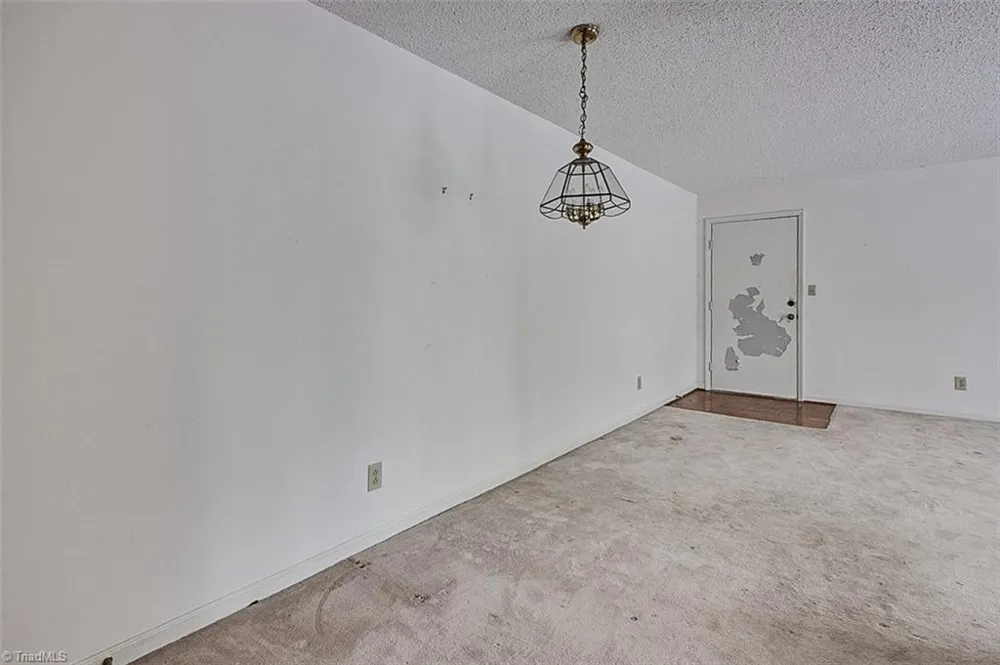 2855 Treestead Circle Greensboro, NC 27410