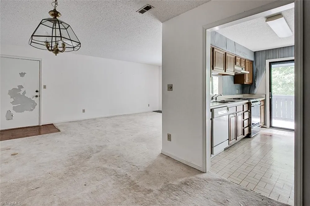2855 Treestead Circle Greensboro, NC 27410