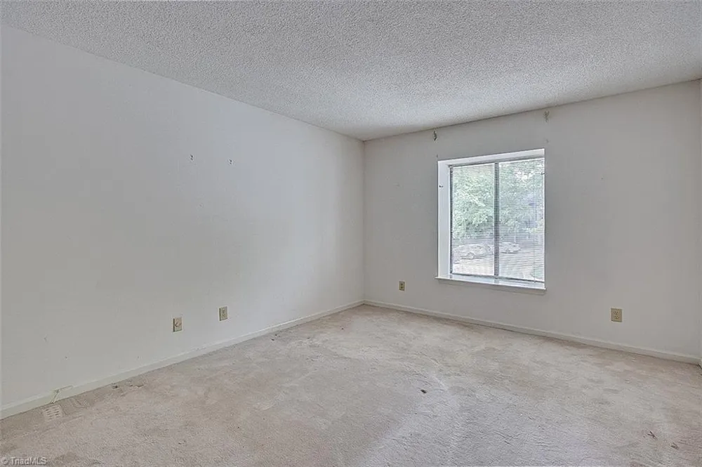 2855 Treestead Circle Greensboro, NC 27410