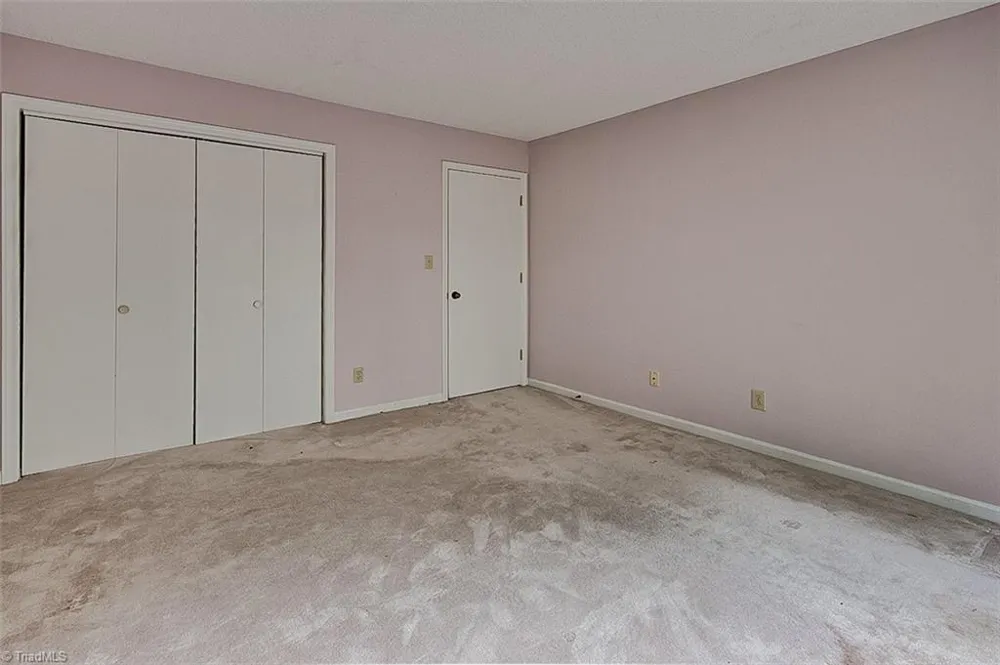 2855 Treestead Circle Greensboro, NC 27410