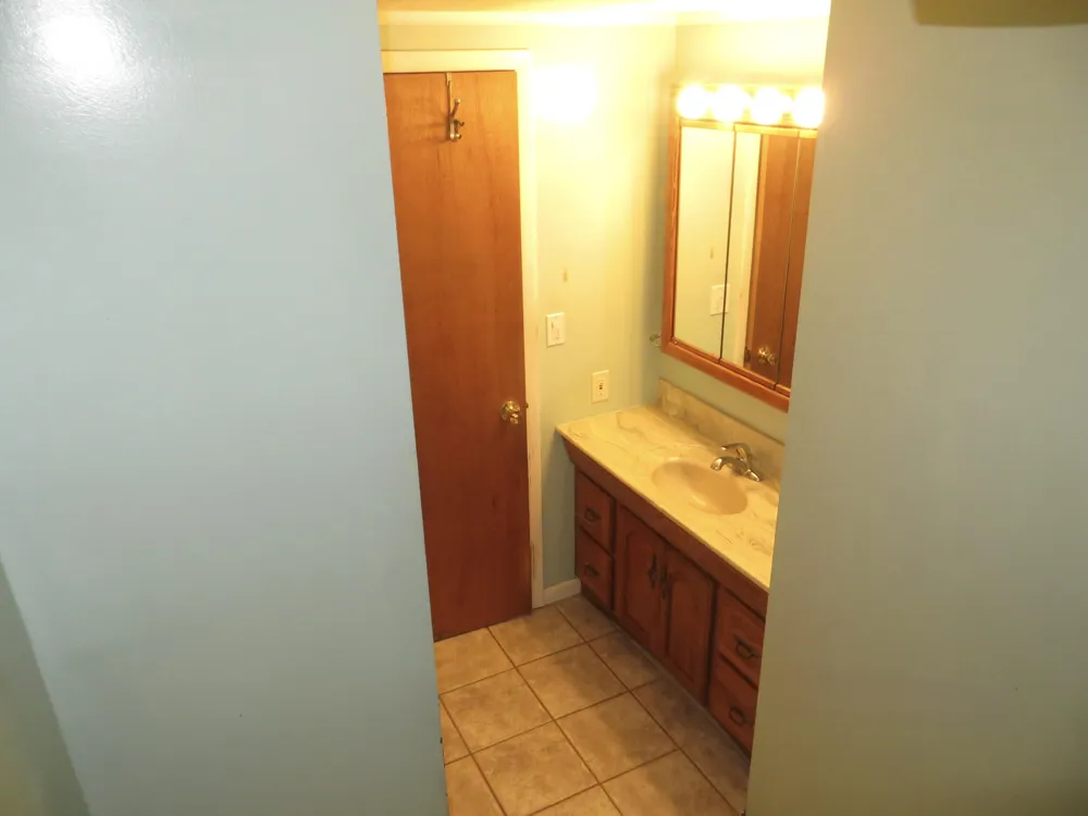 25012 Kenneth Avenue Ontwa Township, MI 49112