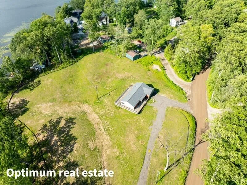 5245 Grass Lake Road White Lake Charter Township, MI 48383