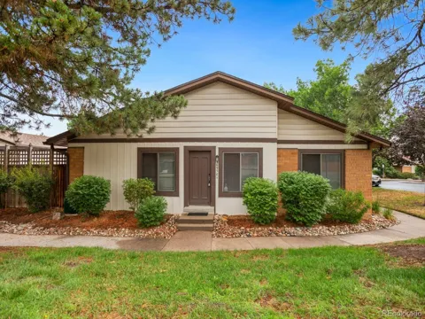 3695 S Kittredge Street #E