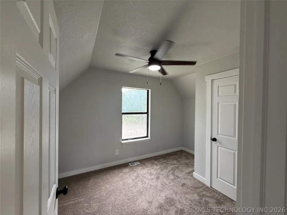338 E 40th Street Sand Springs, OK 74063