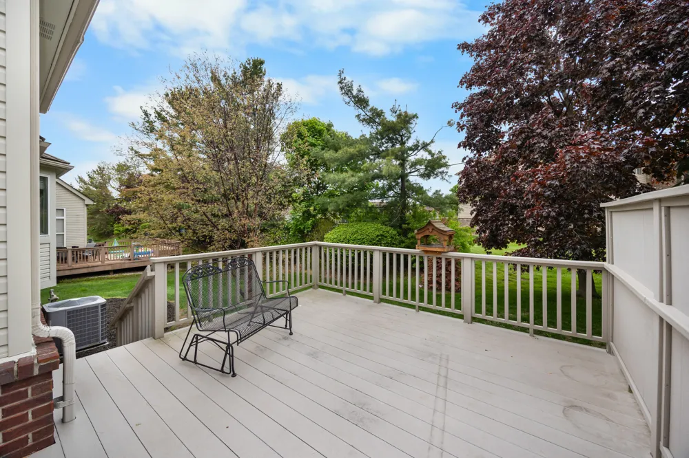 22273 Abington Drive Farmington Hills, MI 48335