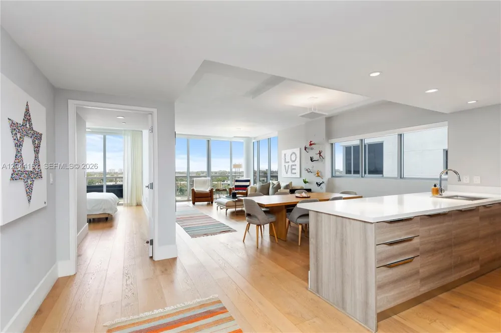 9940 W Bay Harbor Dr #7H-S Bay Harbor Islands, FL 33154