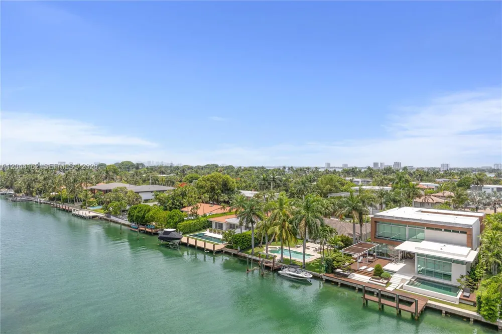 9940 W Bay Harbor Dr #7H-S Bay Harbor Islands, FL 33154
