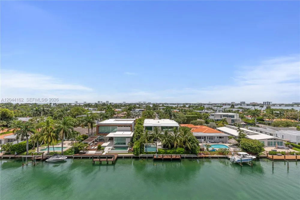 9940 W Bay Harbor Dr #7H-S Bay Harbor Islands, FL 33154