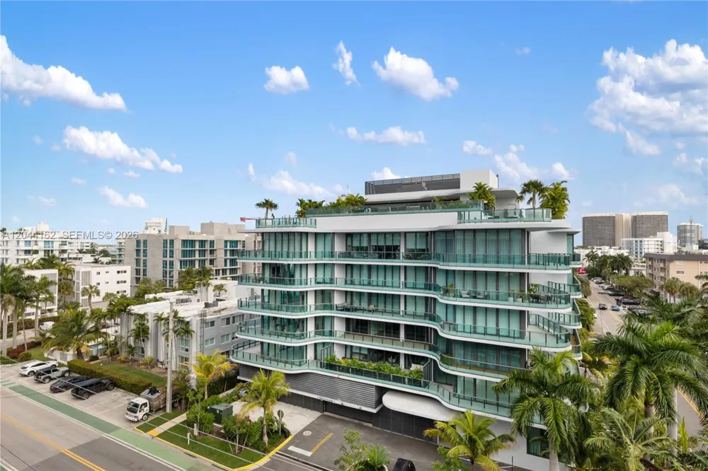 9940 W Bay Harbor Dr #7H-S Bay Harbor Islands, FL 33154