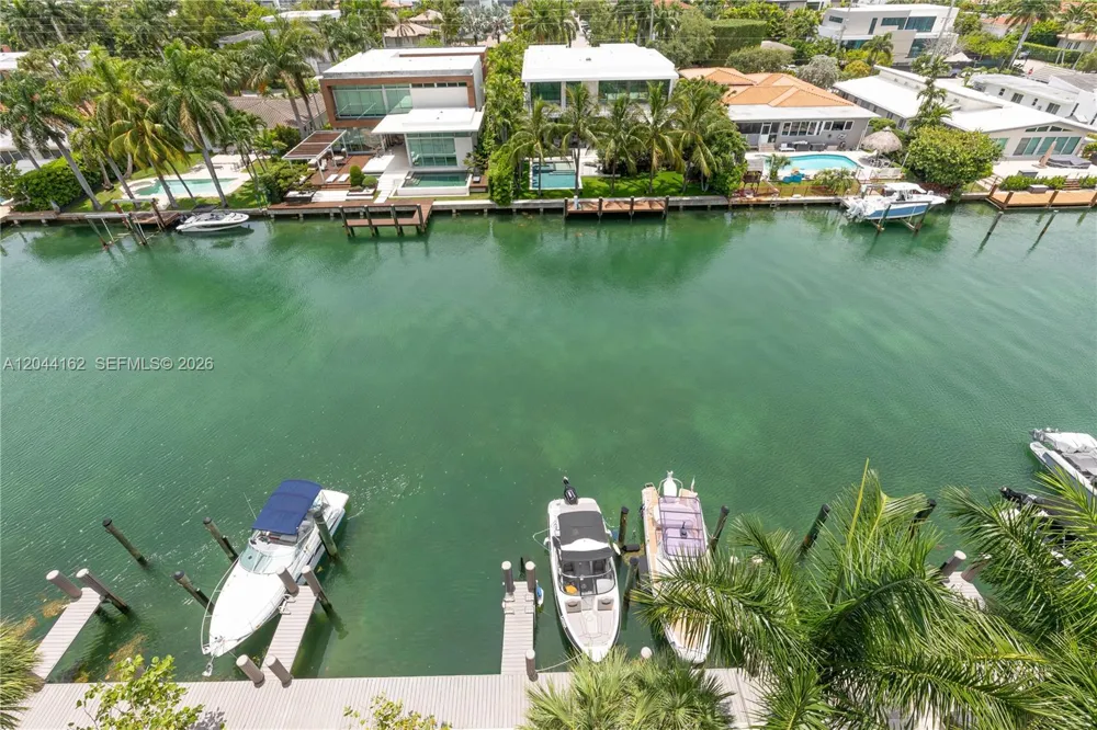 9940 W Bay Harbor Dr #7H-S Bay Harbor Islands, FL 33154