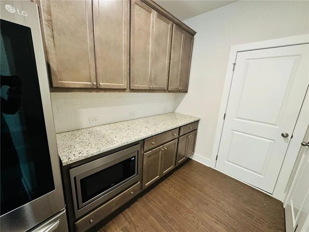 1252 Windmill Parkway Cumming, GA 30041