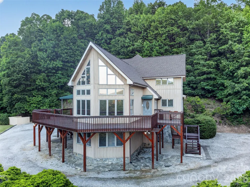435 Allen Mountain Lane Spruce Pine, NC 28777