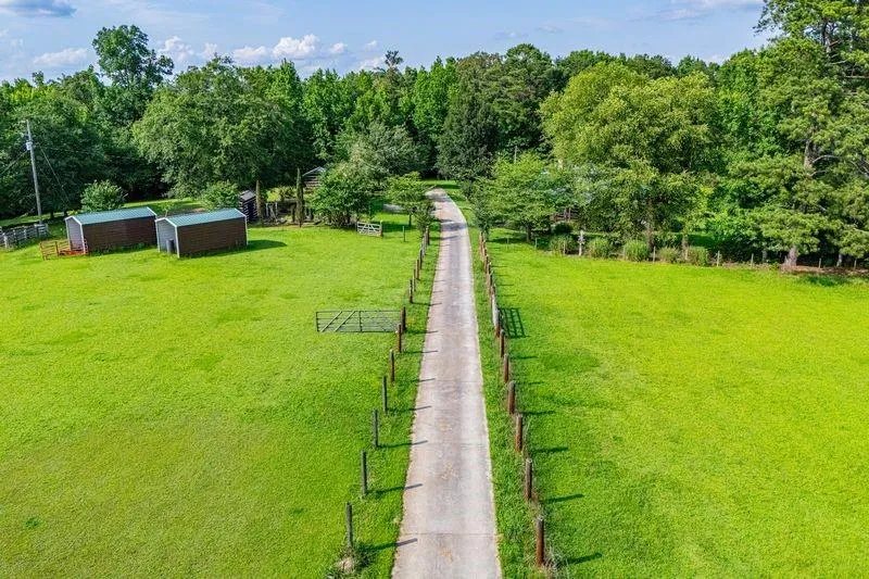 8011 Hannah Road Winston, GA 30187