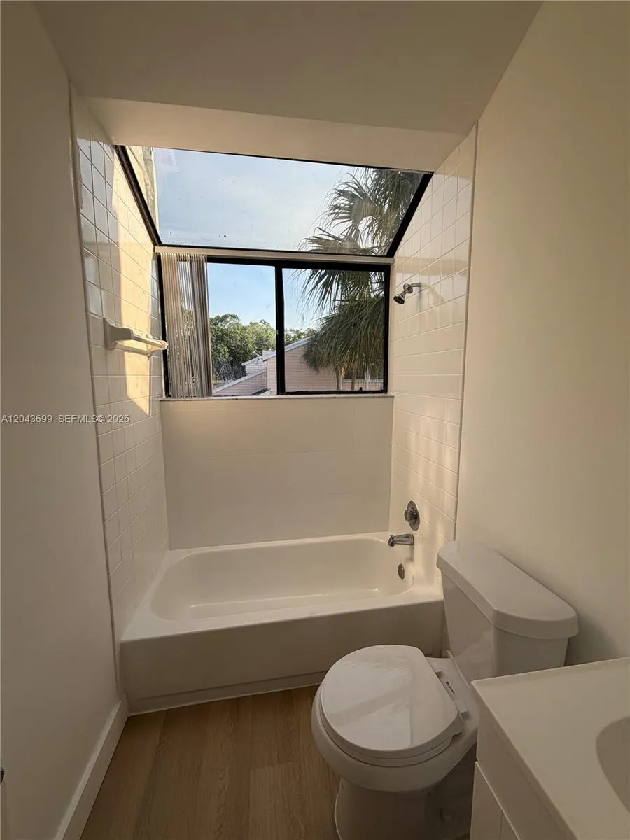 1808 Runners Way #1808 North Lauderdale, FL 33068