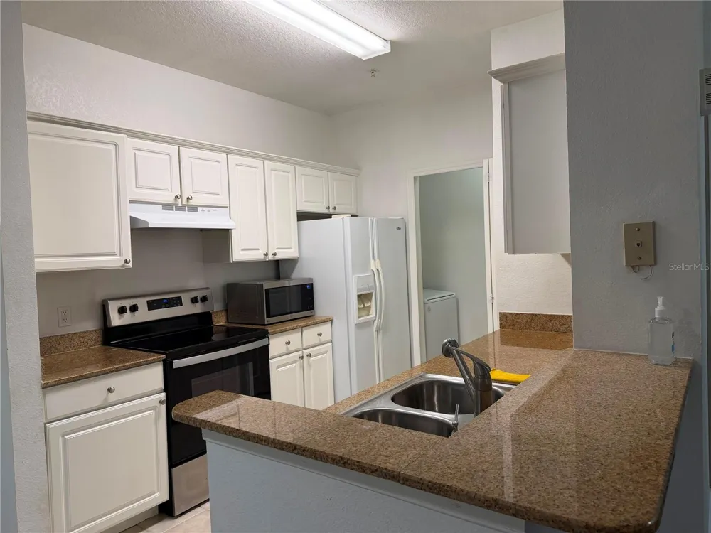 1300 EASTERN PECAN PLACE #208 Winter Garden, FL 34787