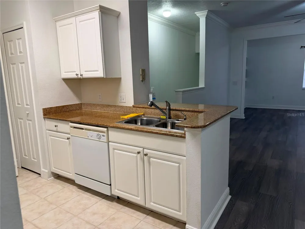 1300 EASTERN PECAN PLACE #208 Winter Garden, FL 34787