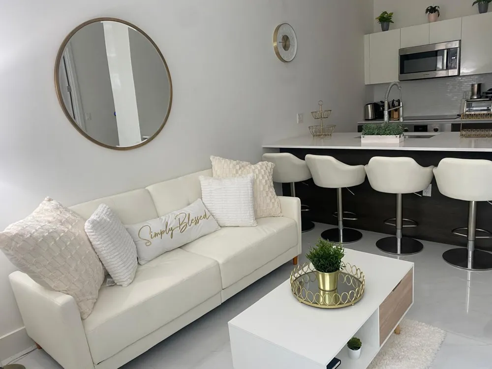 301 Altara Avenue #204 Coral Gables, FL 33146
