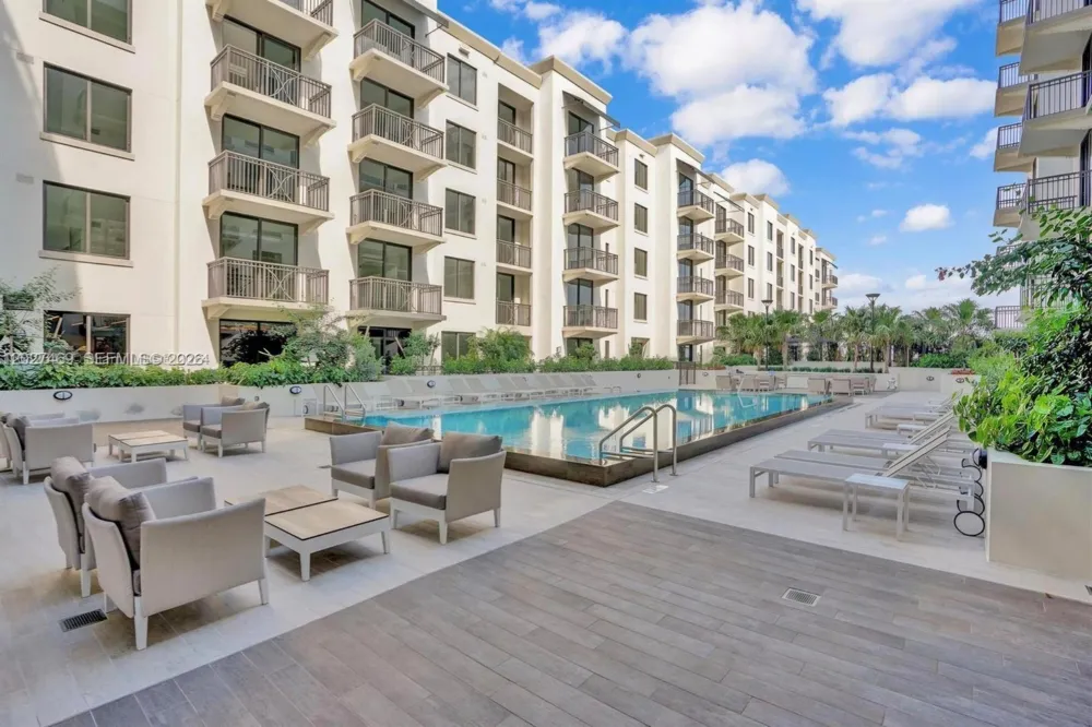 301 Altara Avenue #204 Coral Gables, FL 33146