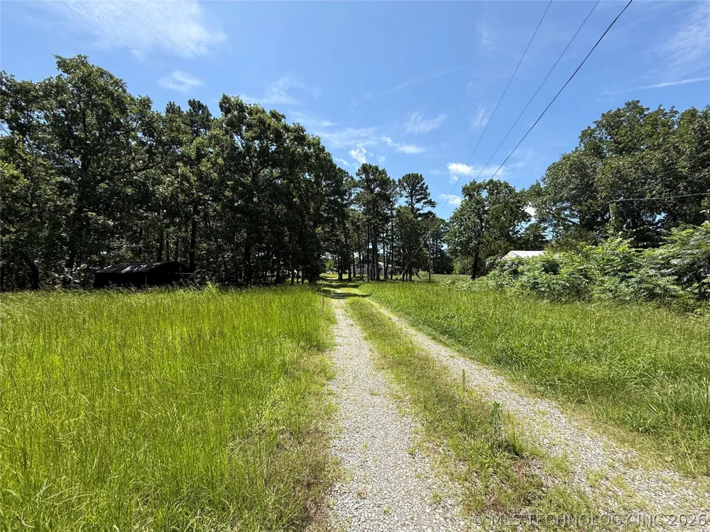 31384 W Tucker Knob Road Kinta, OK 74552