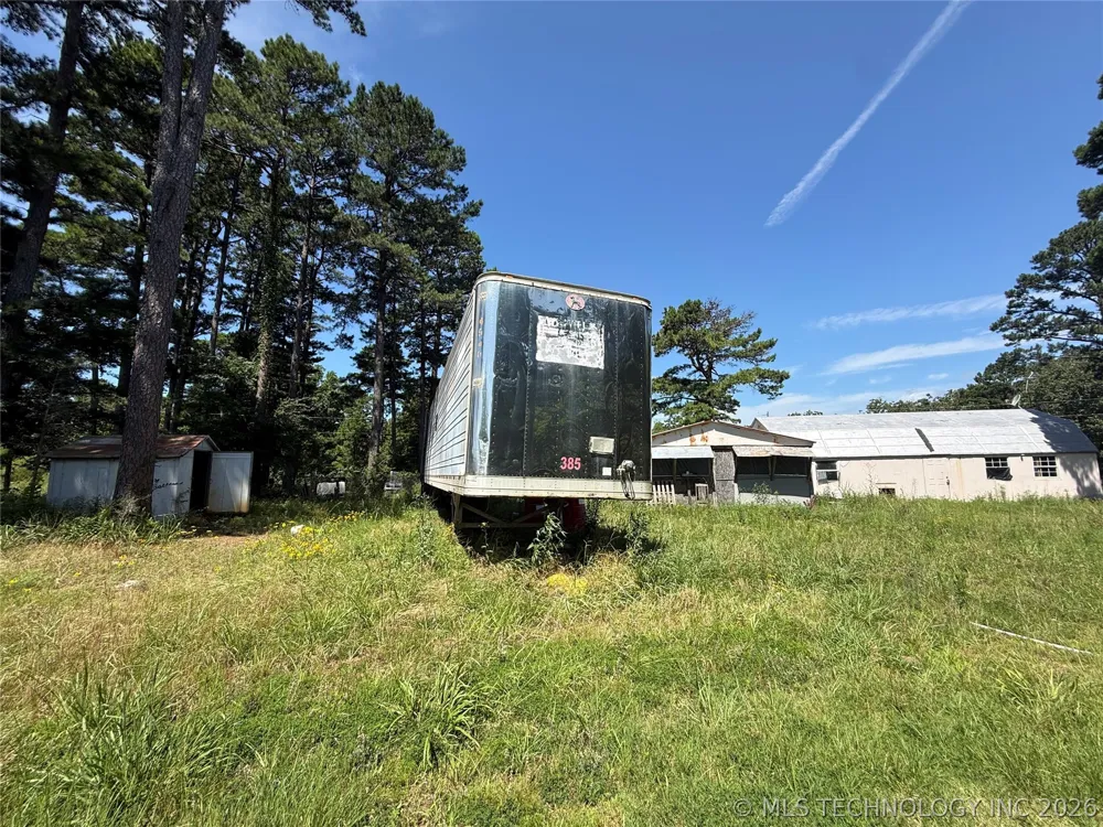 31384 W Tucker Knob Road Kinta, OK 74552