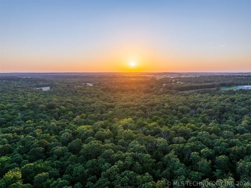 7 S 4240 ROAD Chelsea, OK 74016