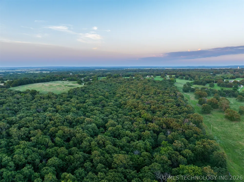7 S 4240 ROAD Chelsea, OK 74016