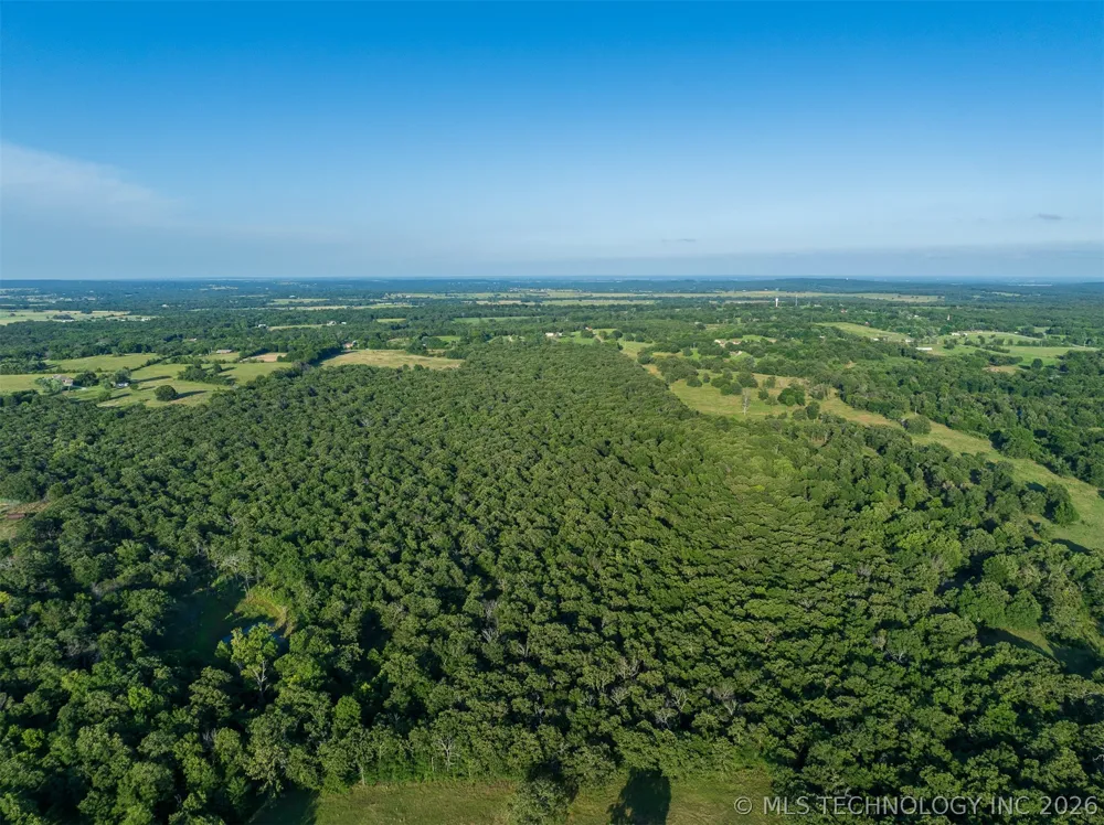 7 S 4240 ROAD Chelsea, OK 74016