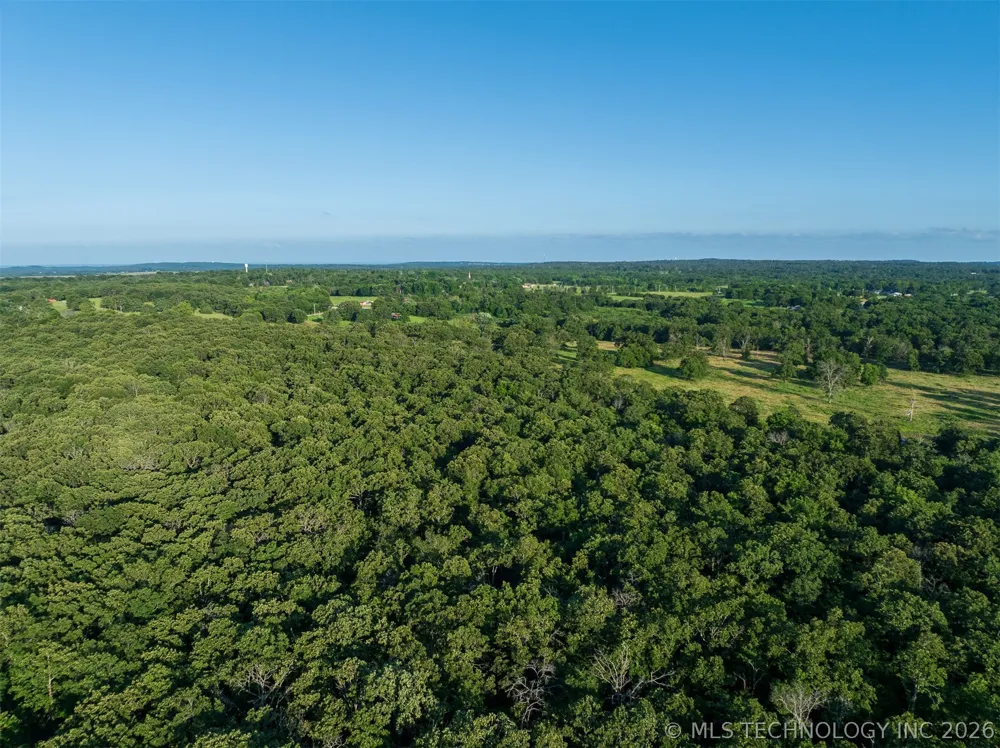 7 S 4240 ROAD Chelsea, OK 74016