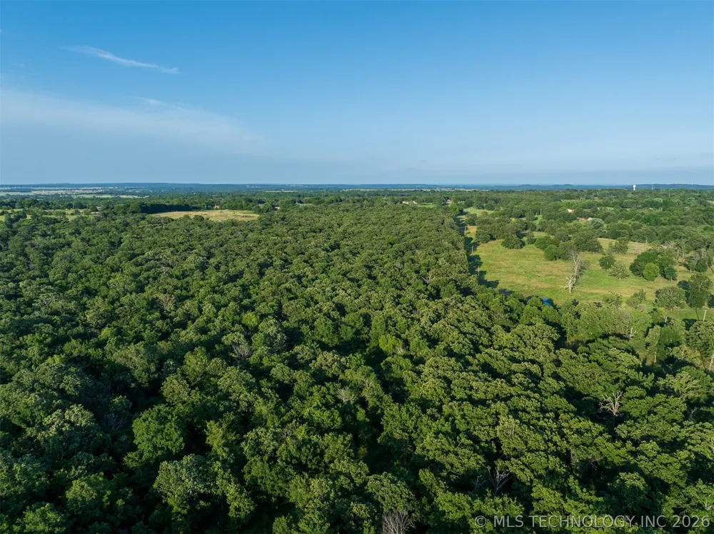 7 S 4240 ROAD Chelsea, OK 74016