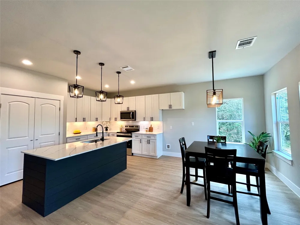 165 Lamaloa Lane Bastrop, TX 78602