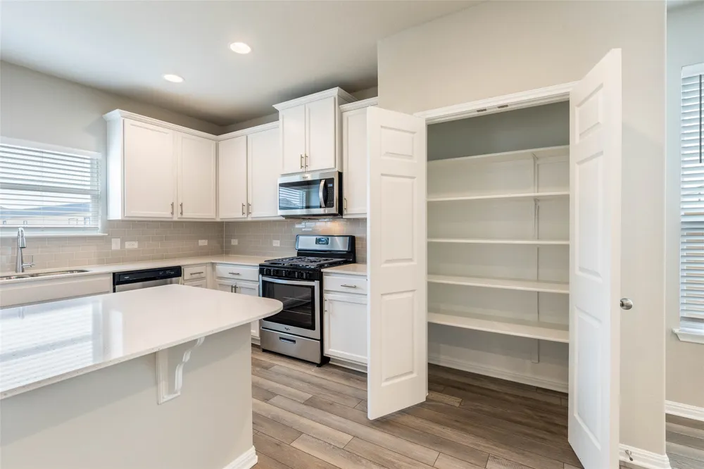 12008 Tolson Drive Manor, TX 78653