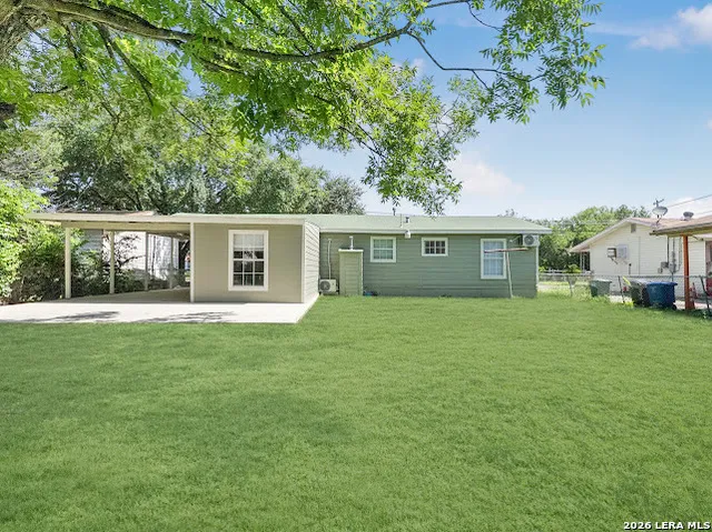 910 Menefee Blvd San Antonio, TX 78237