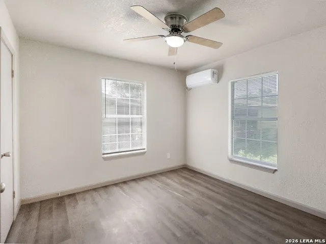 910 Menefee Blvd San Antonio, TX 78237