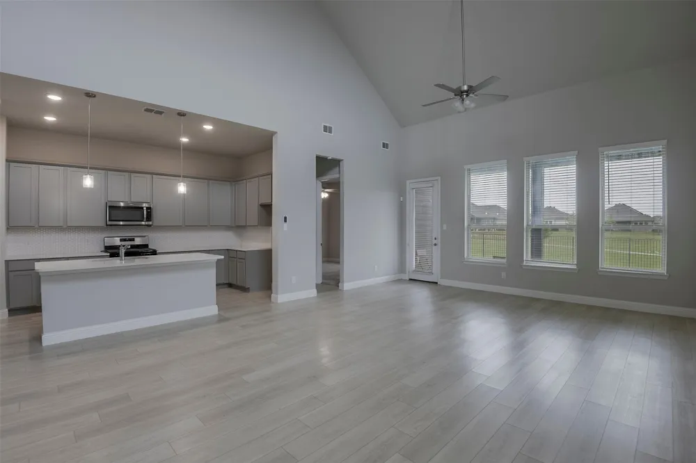 424 Burrow Drive Waxahachie, TX 75167
