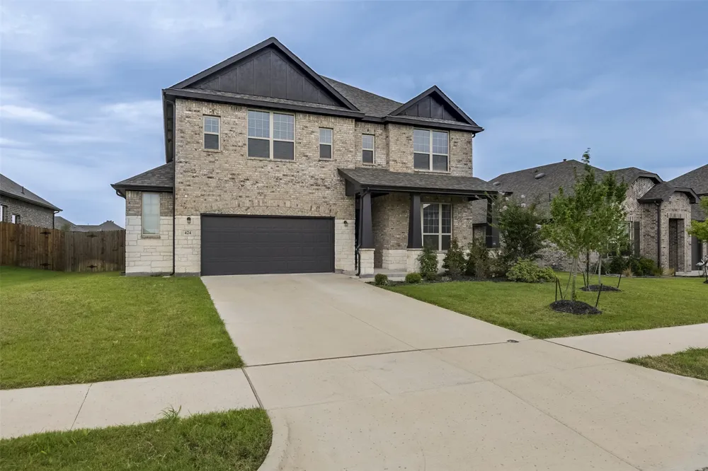 424 Burrow Drive Waxahachie, TX 75167