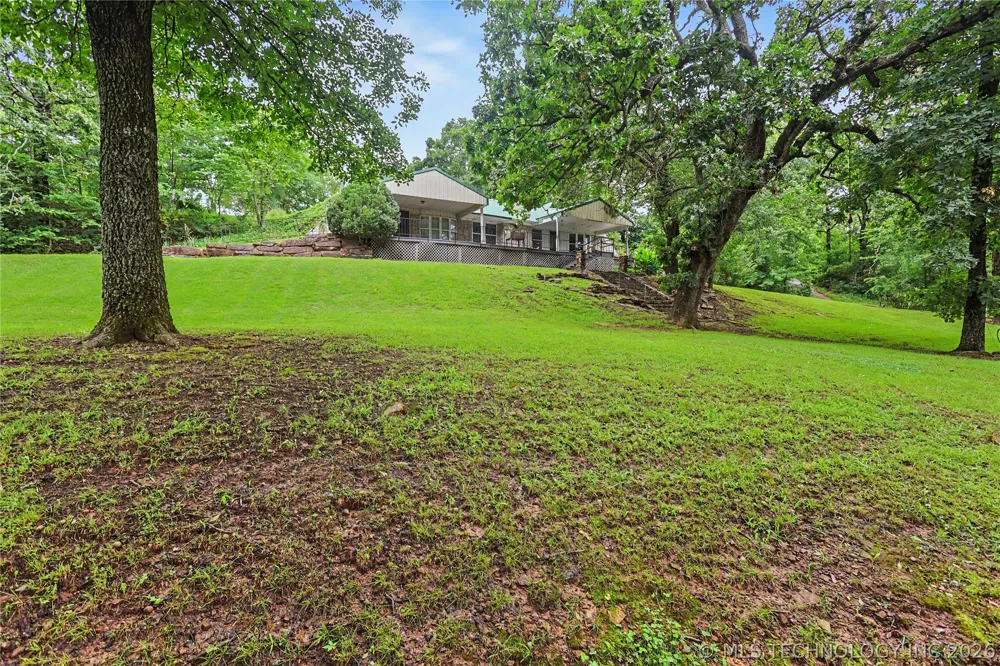 25031 S 490 ROAD Tahlequah, OK 74464