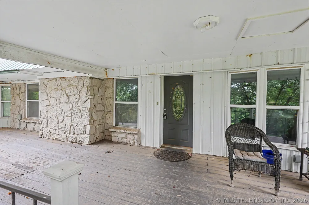 25031 S 490 ROAD Tahlequah, OK 74464