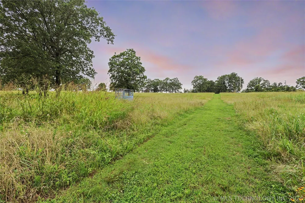 25031 S 490 ROAD Tahlequah, OK 74464