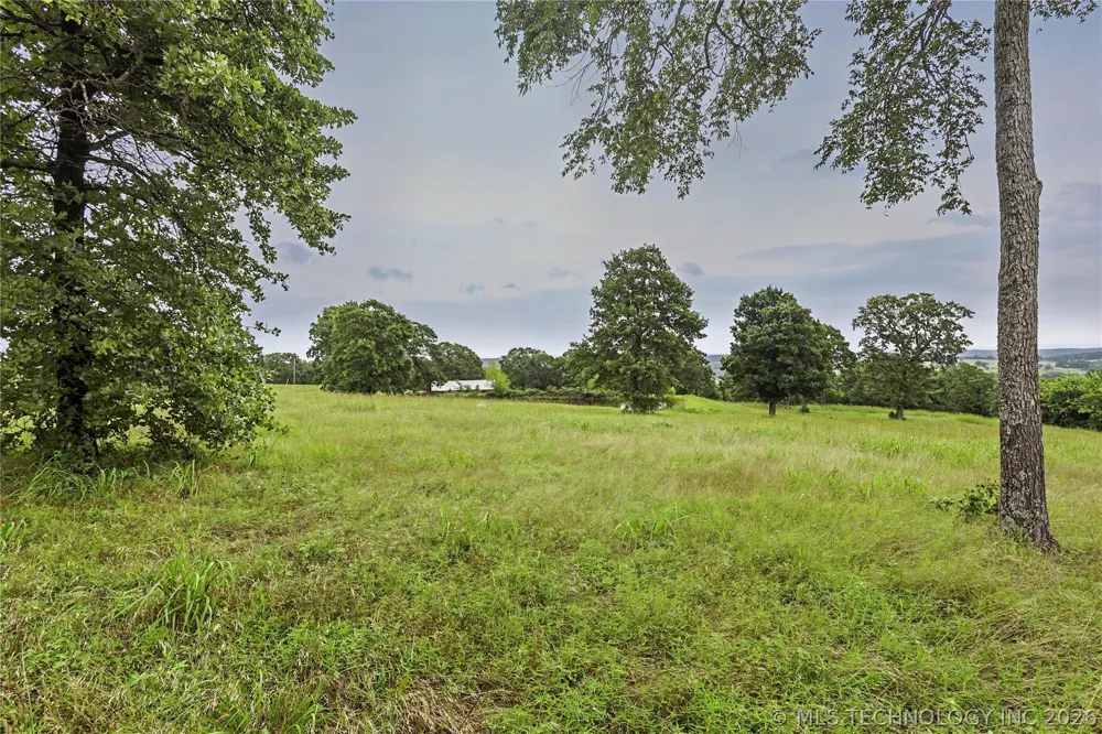 25031 S 490 ROAD Tahlequah, OK 74464