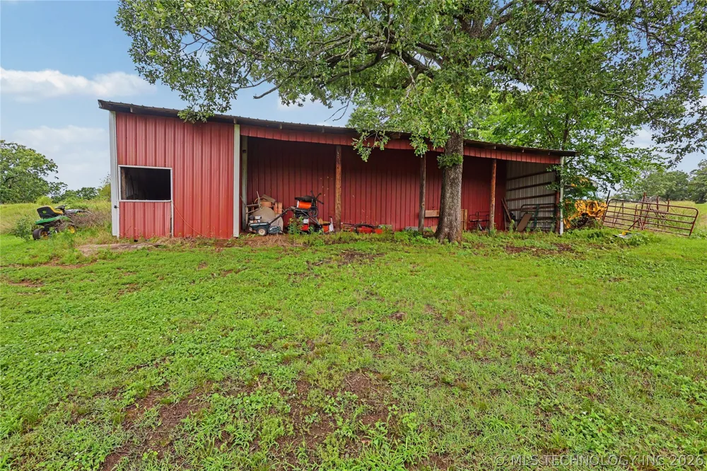 25031 S 490 ROAD Tahlequah, OK 74464